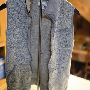 Crown & Ivy Gray Sleeveless Vest